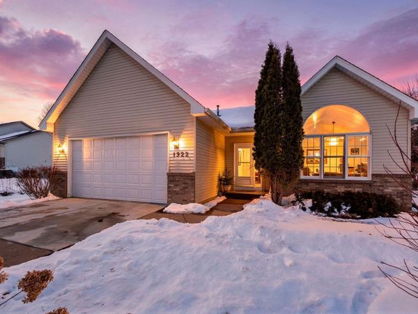 1922 Swenson Street , Stillwater, MN 55082