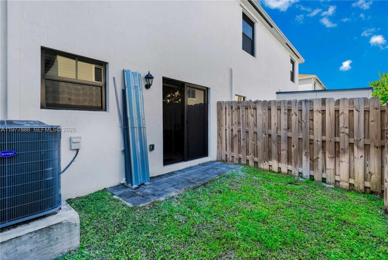 117 NE 3rd Ct, Florida City, FL 33034 Photo