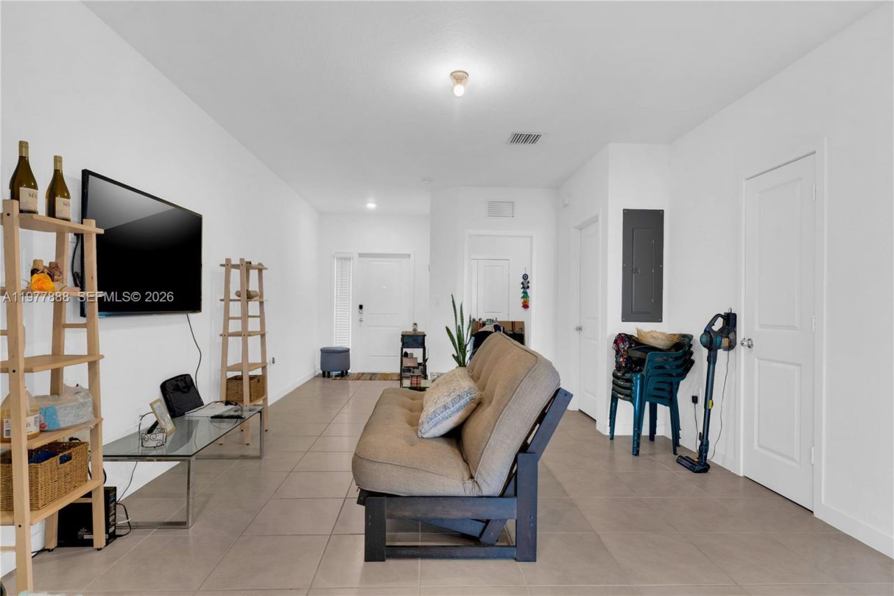 117 NE 3rd Ct , Florida City, FL 33034 Photo