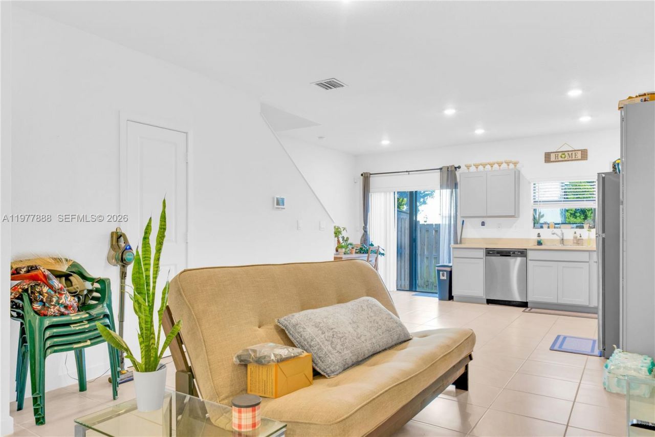 117 NE 3rd Ct , Florida City, FL 33034 Photo