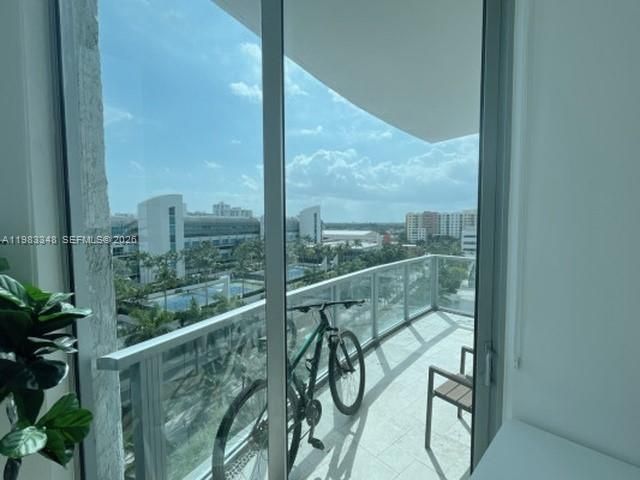 3029 NE 188th St, Unit 822, Aventura, FL 33180 Photo