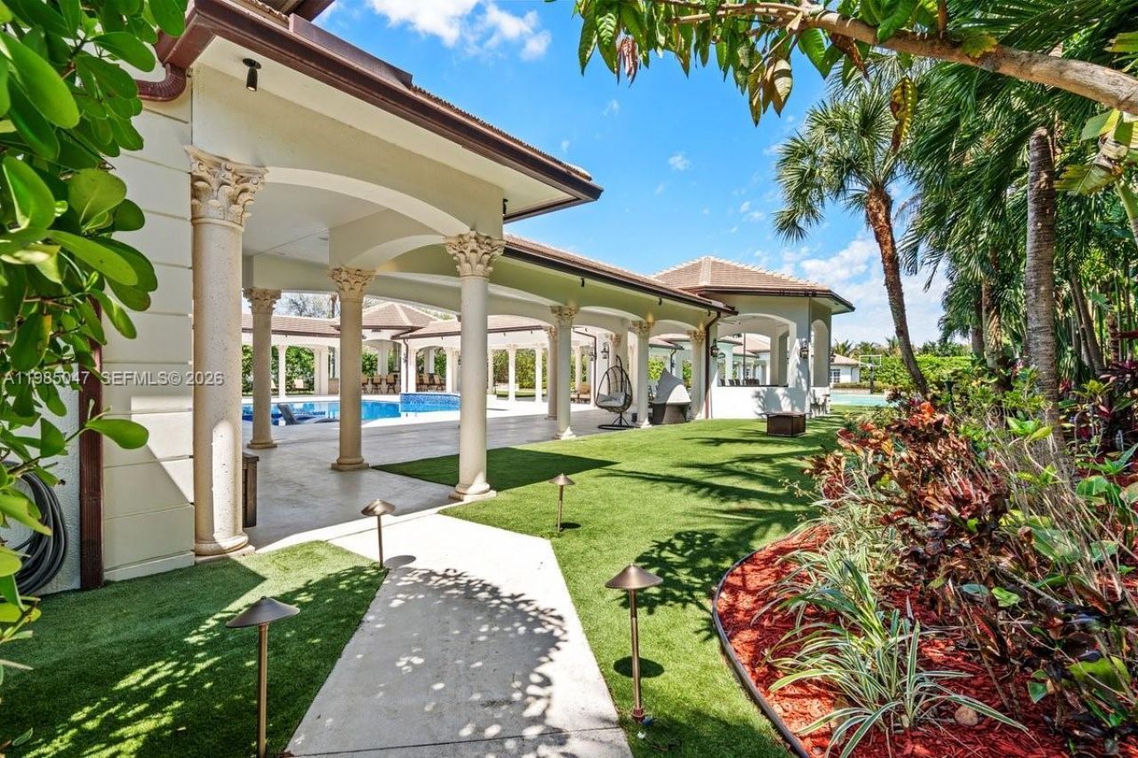 16755 Berkshire Ct, Southwest Ranches, FL 33331 Photo