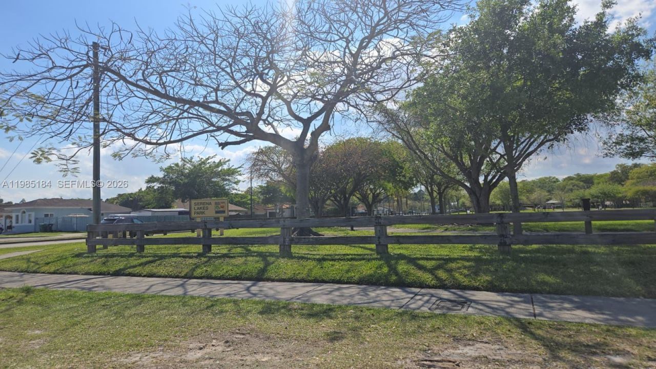 13926 SW 175th Ter, Miami, FL 33177 Photo