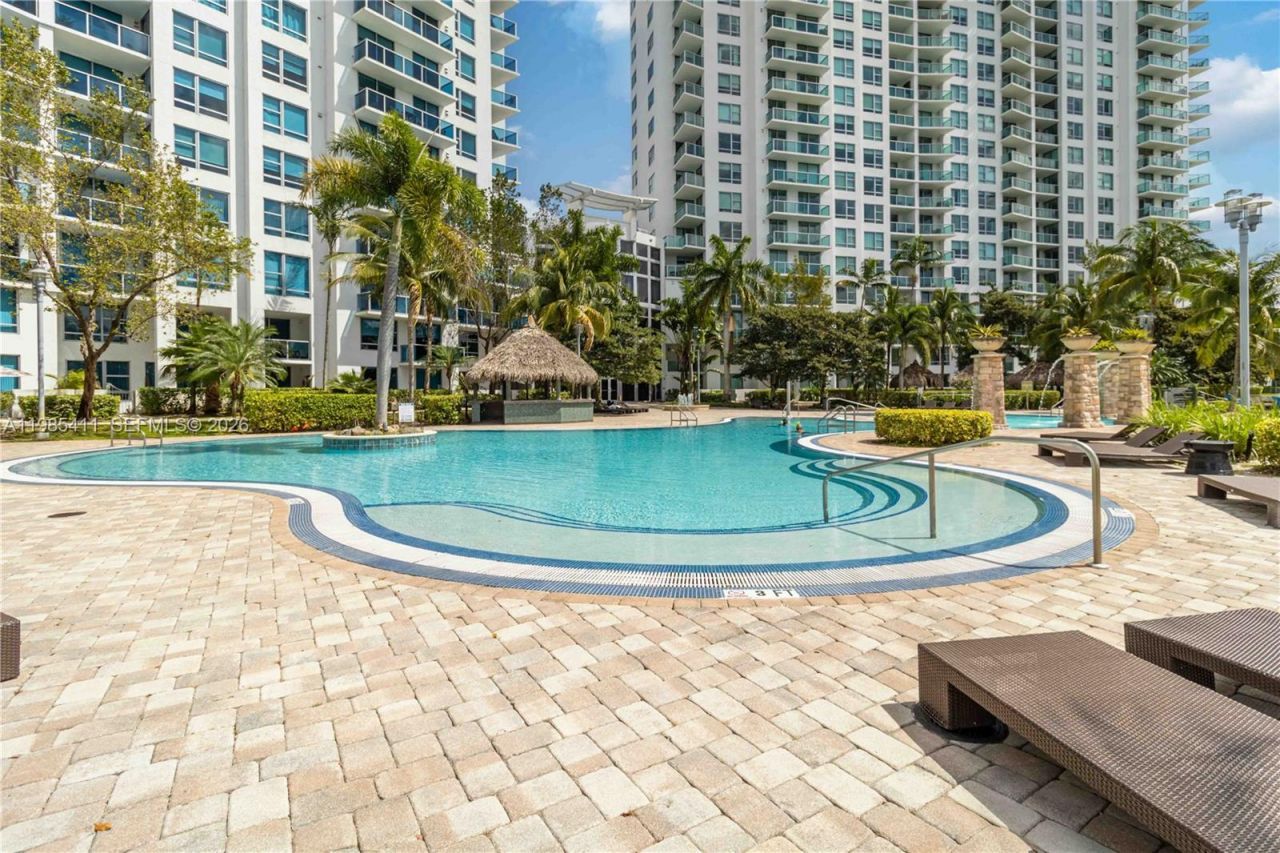 2641 N Flamingo Rd , Unit 307N, Sunrise, FL 33323 Photo