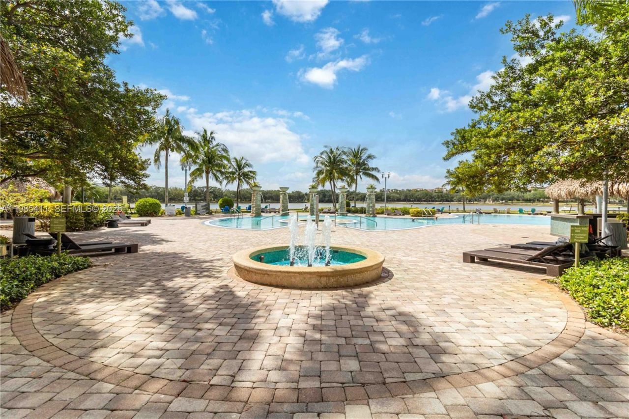 2641 N Flamingo Rd , Unit 307N, Sunrise, FL 33323 Photo