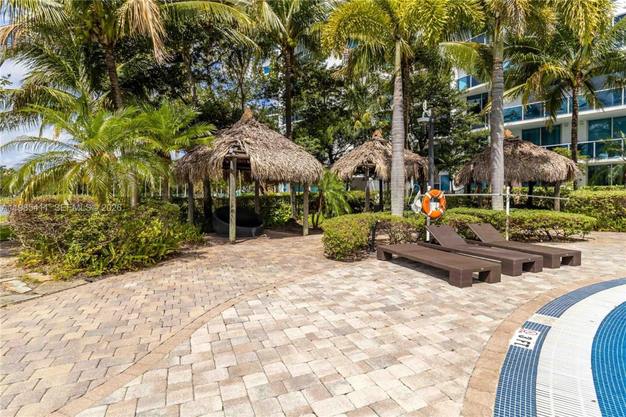 2641 N Flamingo Rd , Unit 307N, Sunrise, FL 33323 Photo