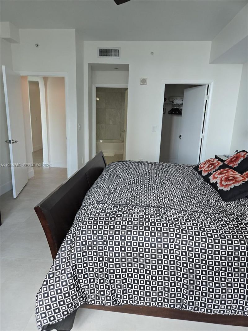 3340 NE 190th St, Unit 606, Aventura, FL 33180 Photo