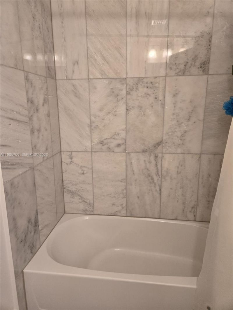 3340 NE 190th St, Unit 606, Aventura, FL 33180 Photo