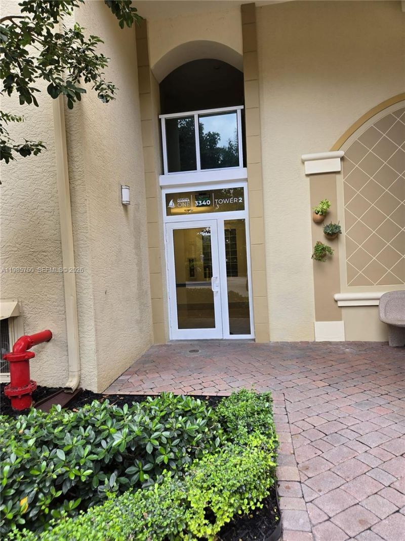 3340 NE 190th St, Unit 606, Aventura, FL 33180 Photo