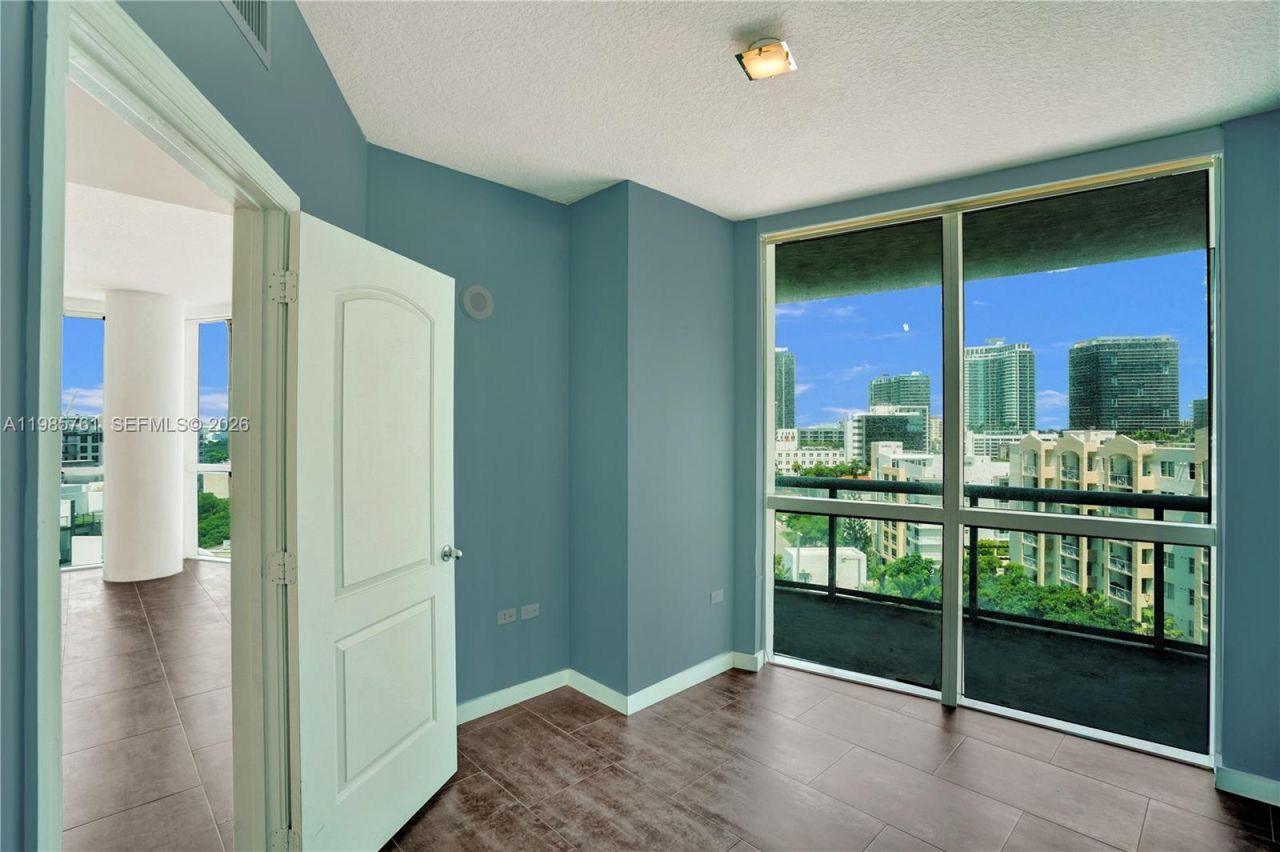 480 NE 30th St, Unit 1007, Miami, FL 33137 Photo