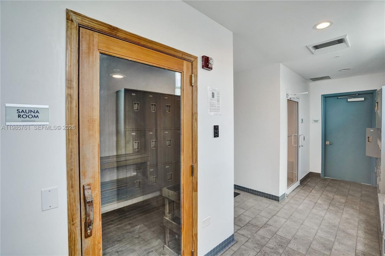 480 NE 30th St, Unit 1007, Miami, FL 33137 Photo