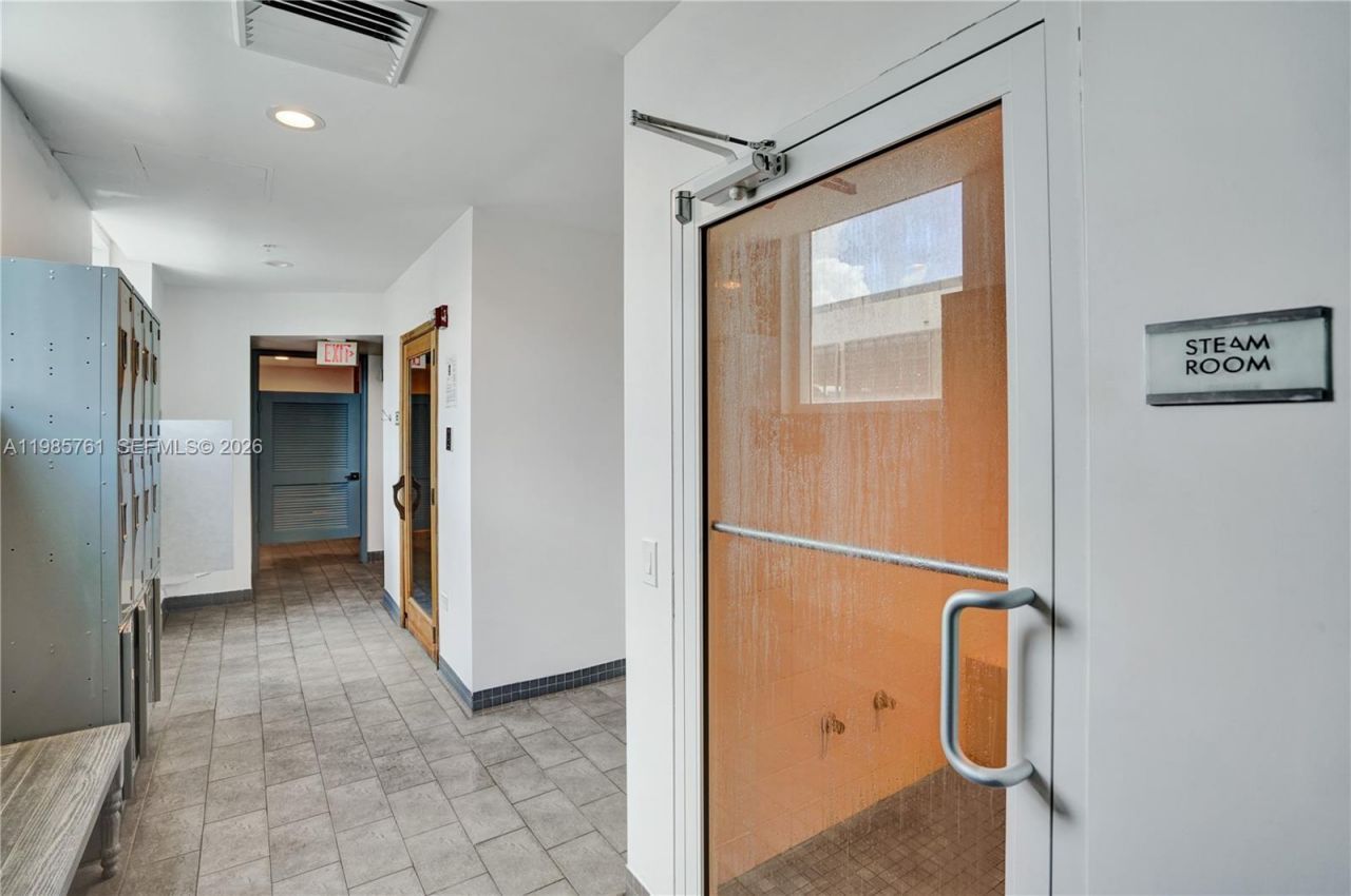 480 NE 30th St, Unit 1007, Miami, FL 33137 Photo