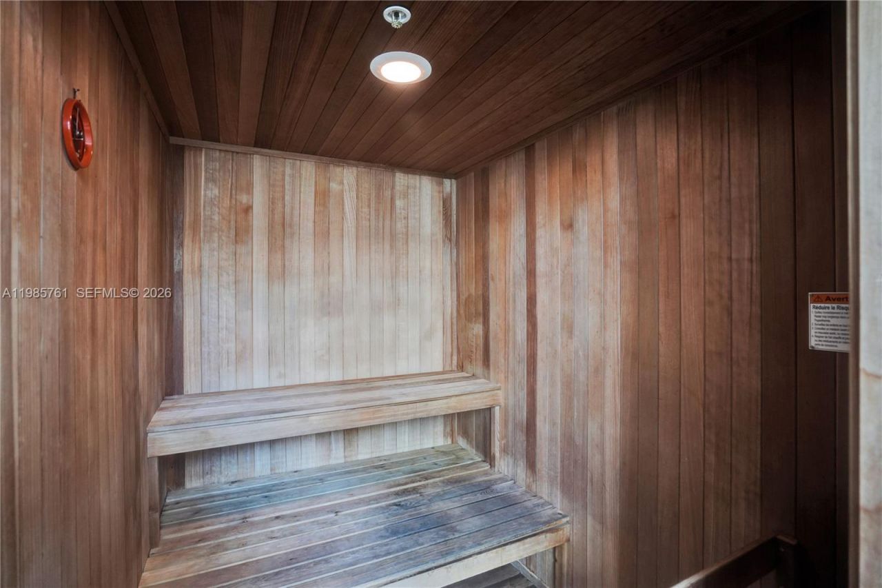 480 NE 30th St, Unit 1007, Miami, FL 33137 Photo