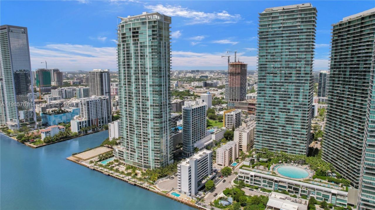 480 NE 30th St, Unit 1007, Miami, FL 33137 Photo