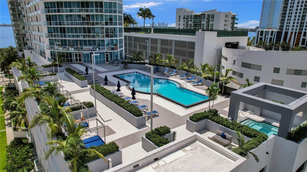 480 NE 30th St, Unit 1007, Miami, FL 33137 Photo