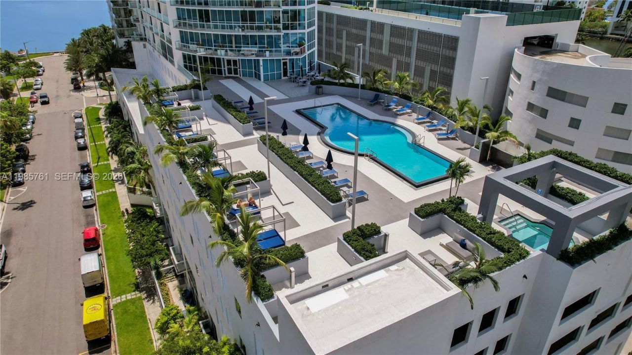 480 NE 30th St, Unit 1007, Miami, FL 33137 Photo