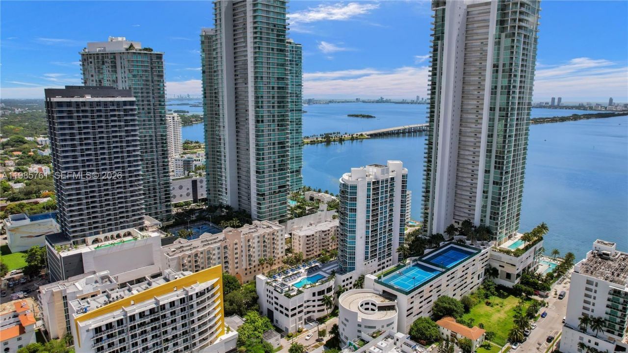 480 NE 30th St, Unit 1007, Miami, FL 33137 Photo