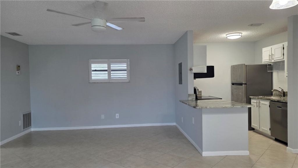 1212 Breezy Way, Unit 7H, Sebastian, FL 32958 Photo