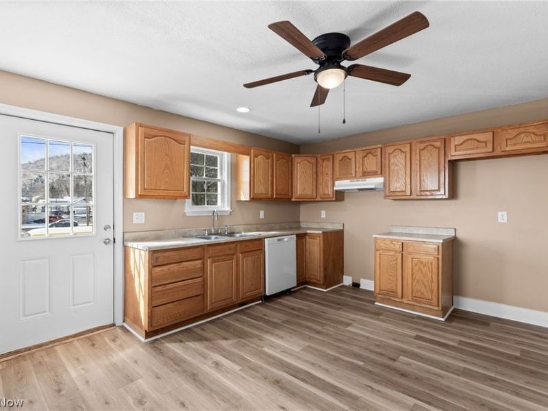 523 Union Street, Martins Ferry, OH 43935 Photo 11