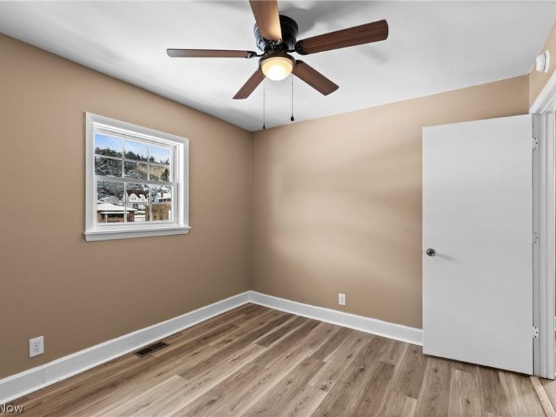 523 Union Street, Martins Ferry, OH 43935 Photo 13