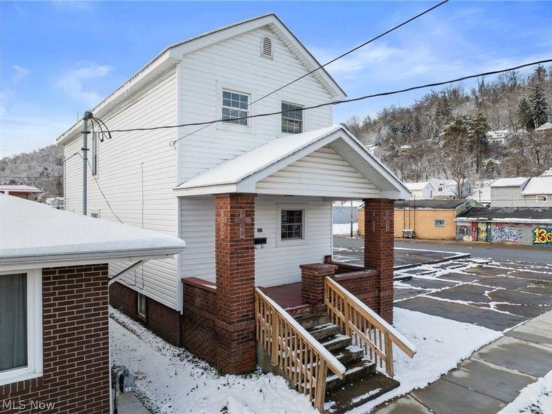 523 Union Street, Martins Ferry, OH 43935 Photo 3