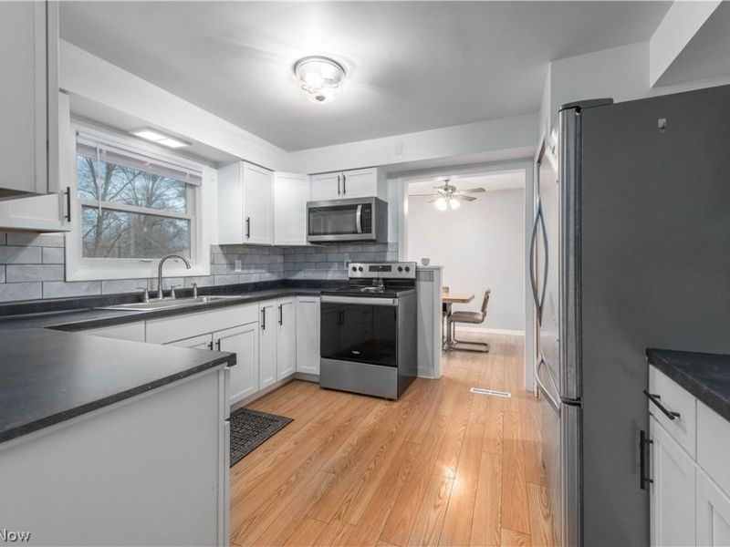 1428 Westwood Drive , Lorain, OH 44053 Photo 21