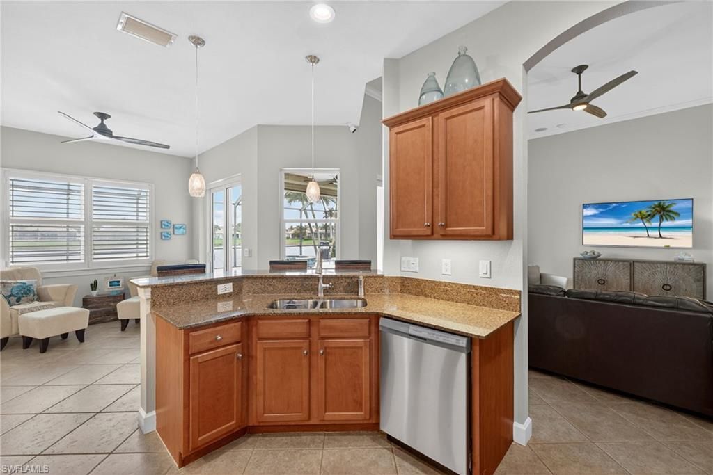 5709 Calmar Breeze Ln, Fort Myers, FL 33908 Photo