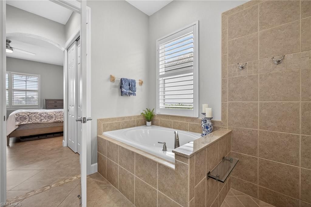 5709 Calmar Breeze Ln, Fort Myers, FL 33908 Photo