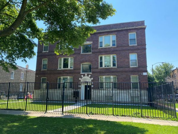 4357 W West End Avenue, Chicago, IL 60624