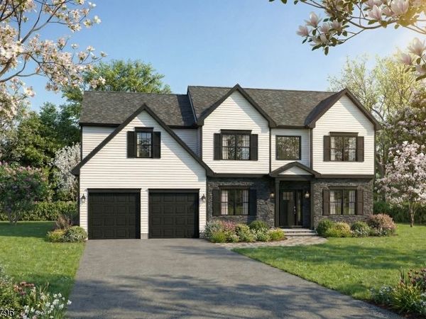 34 Horseneck Rd, Montville, NJ 07045