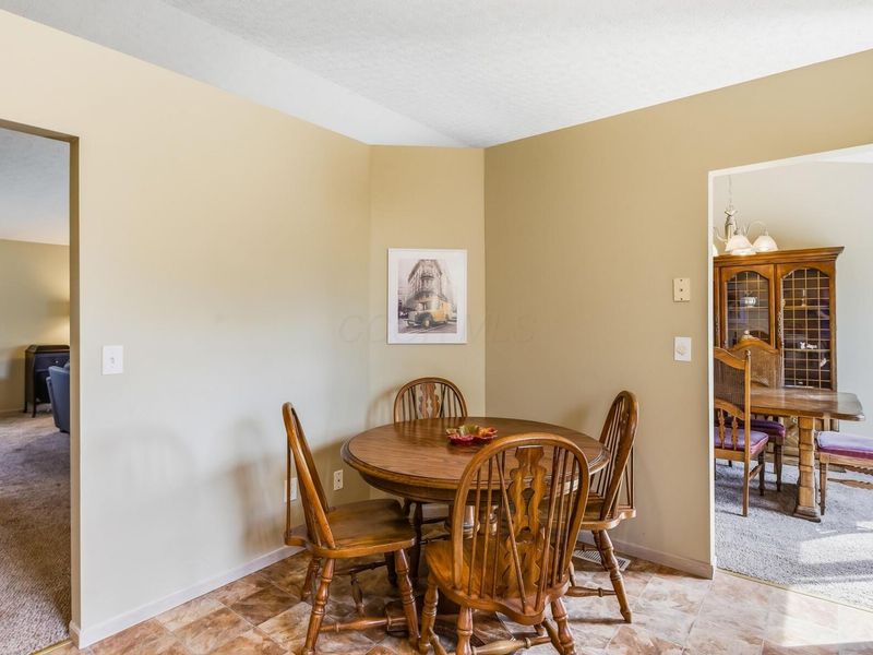 5079 Hilliard Green Drive, Hilliard, OH 43026 Photo 11