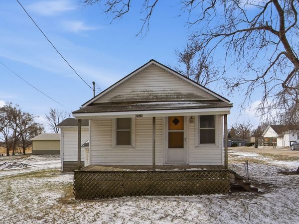 6525 NE Rising Sun Drive, Pleasant Hill, IA 50327
