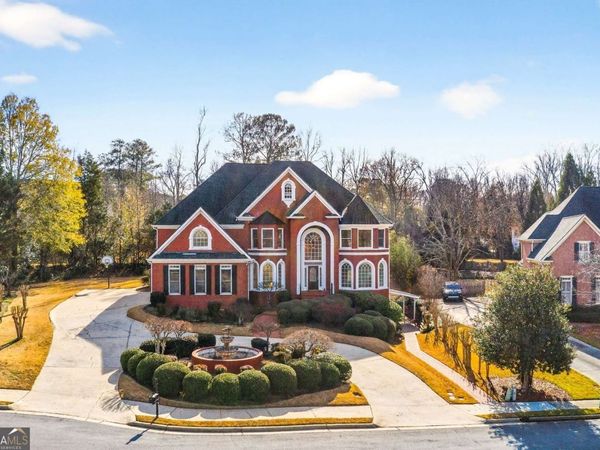 235 Summerhouse Lane, Sandy Springs, GA 30350