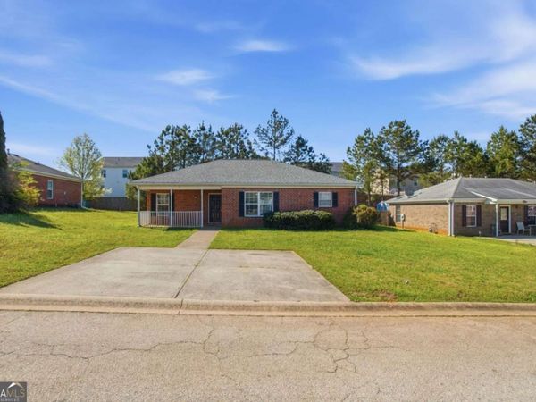 504 Dove Way, Social Circle, GA 30025
