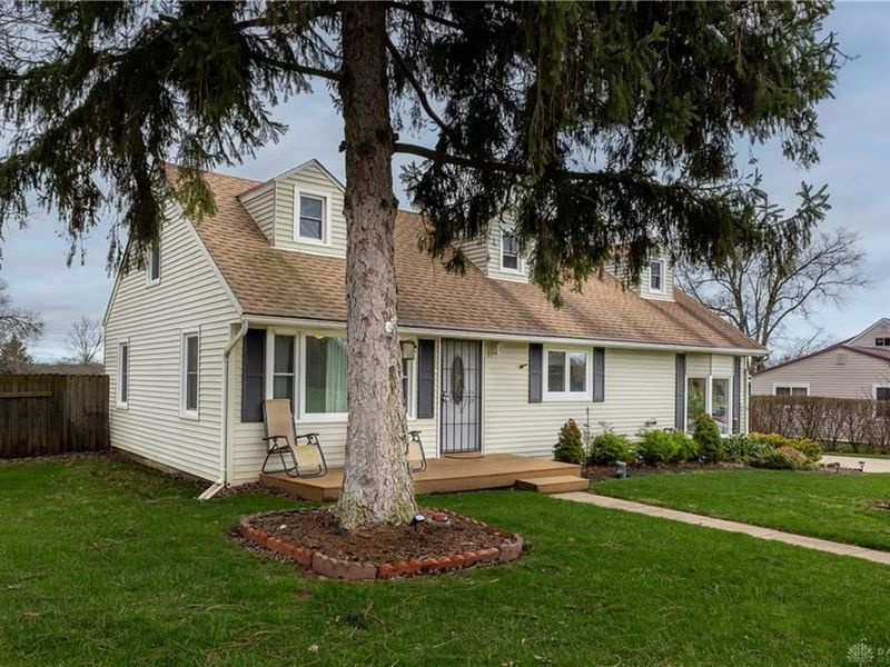 1270 Virginia Drive, Tipp City, OH 45371 Photo 3