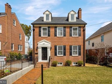 2517 KING STREET, ALEXANDRIA, VA 22301