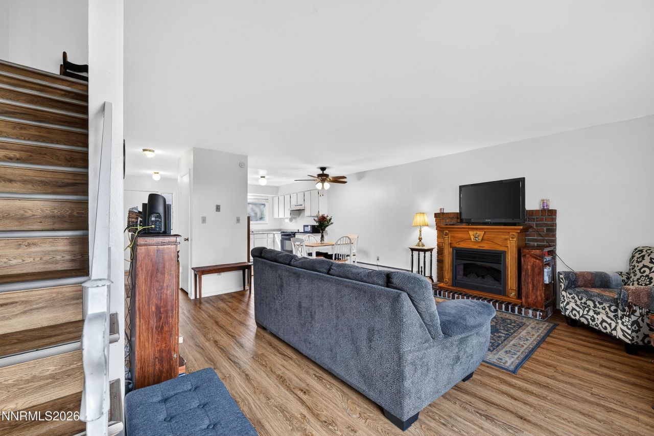 613 Smithridge Park, Reno, NV 89502 Photo