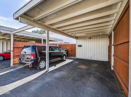 613 Smithridge Park, Reno, NV 89502 Photo