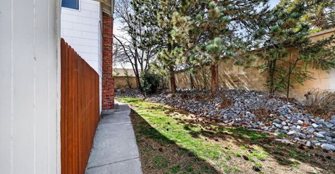 613 Smithridge Park, Reno, NV 89502 Photo