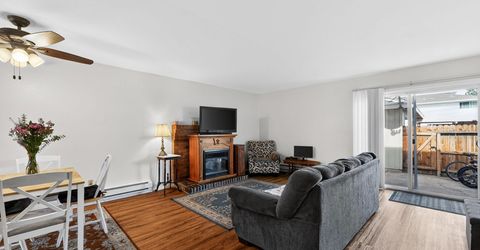 613 Smithridge Park, Reno, NV 89502 Photo