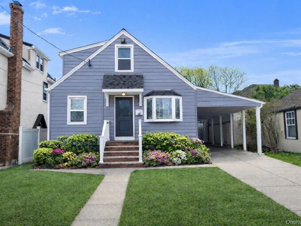 268 Spruce Street , West Hempstead, NY 11552