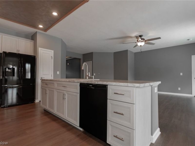 1175 Vista Lago Circle , Painesville Township, OH 44077 Photo 11