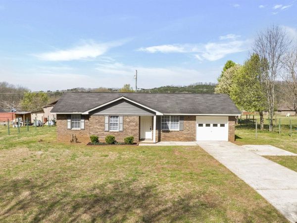 5316 Martin Avenue NE, Fort Payne, AL 35967