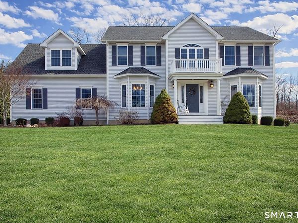 98 Arbor, East Lyme, CT 06333