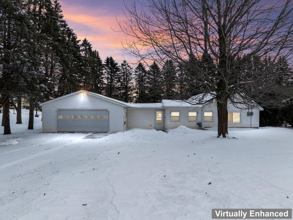 108 Harrison Avenue SE, Racine, MN 55967