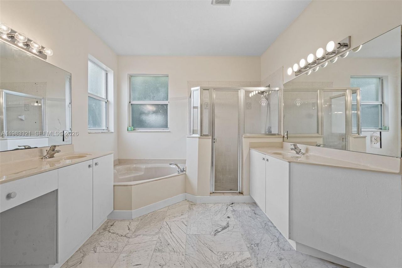 3760 NE 10th St, Homestead, FL 33033 Photo