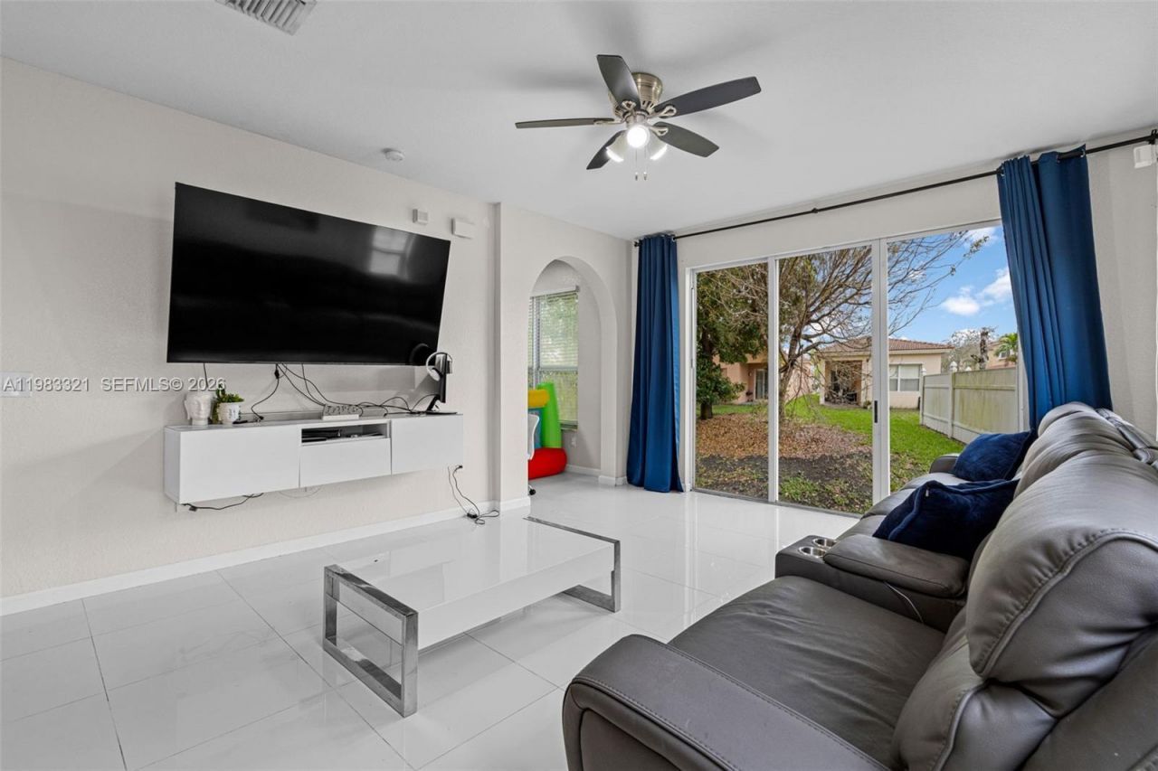 3760 NE 10th St, Homestead, FL 33033 Photo