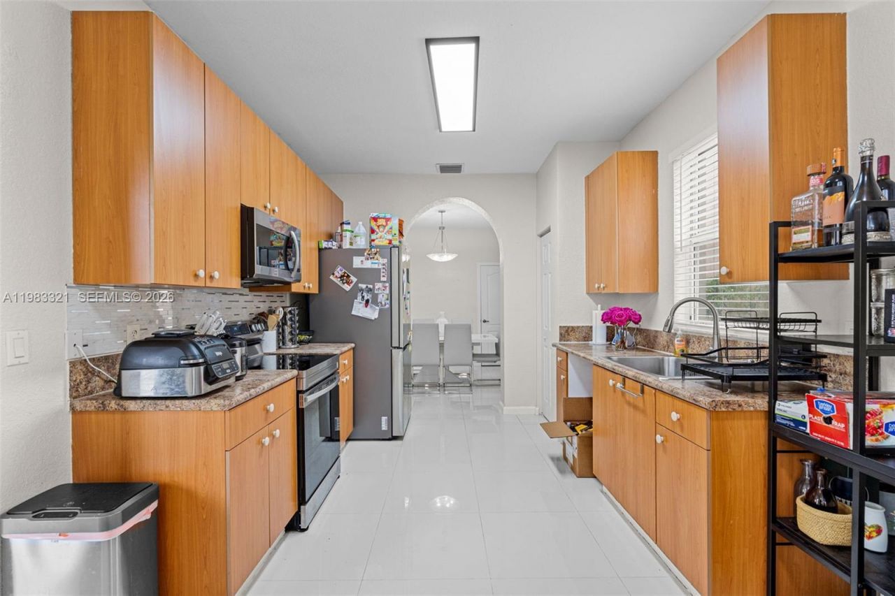 3760 NE 10th St, Homestead, FL 33033 Photo