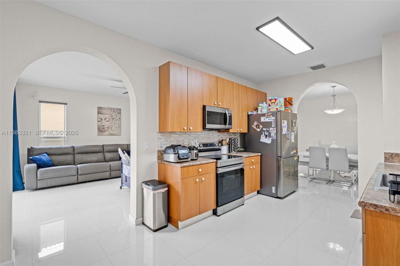 3760 NE 10th St, Homestead, FL 33033 Photo