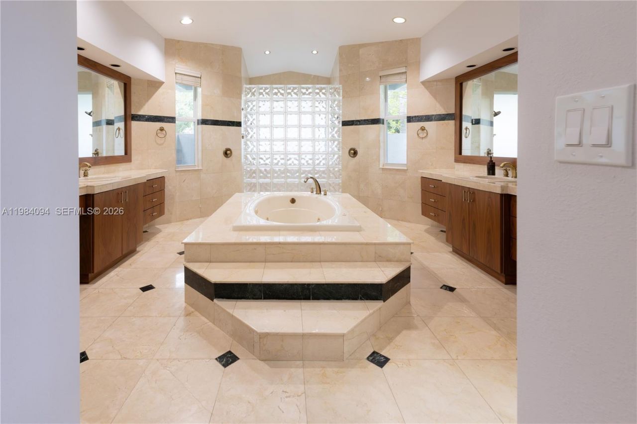 7440 SW 170th Ter , Unit n/a, Palmetto Bay, FL 33157 Photo